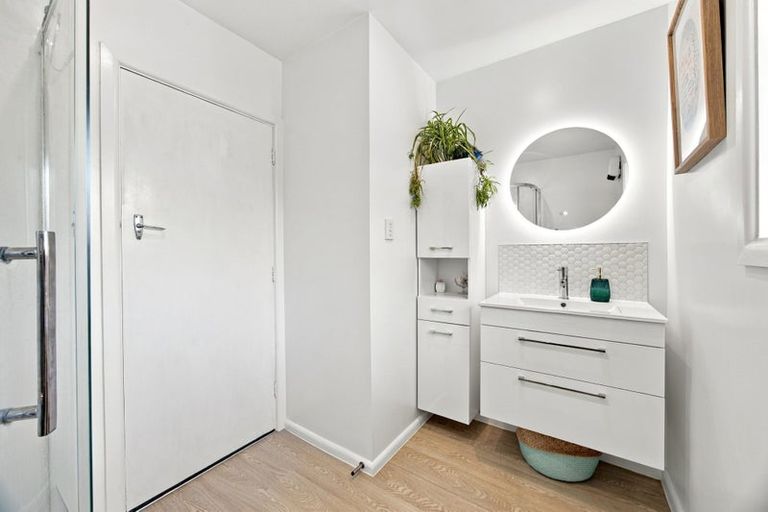 Photo of property in 1/175 Kendal Avenue, Burnside, Christchurch, 8053