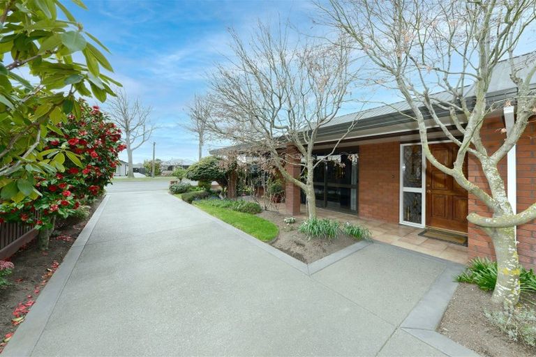 Photo of property in 377 Harewood Road, Bishopdale, Christchurch, 8053