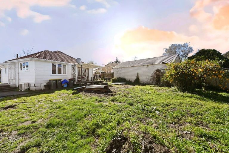 Photo of property in 10 Holland Road, Fairfield, Hamilton, 3214