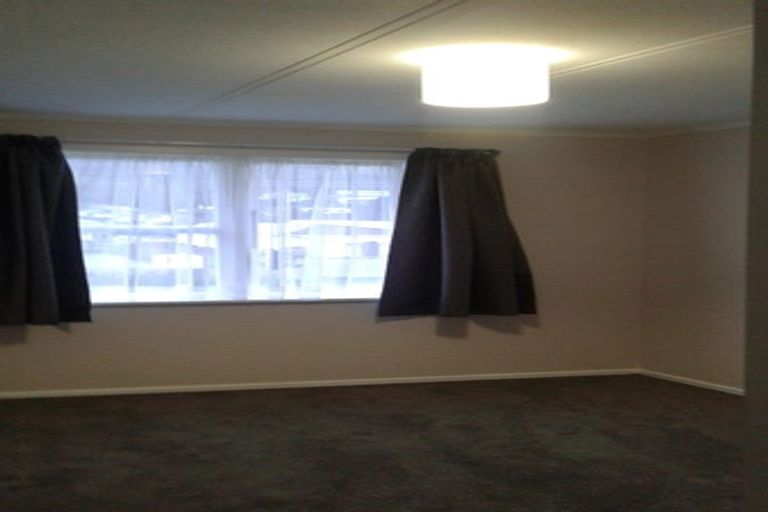 Photo of property in 6 Massey Street, Tawa, Wellington, 5028