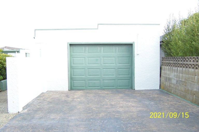 Photo of property in 39 Holloway Street, Waikiwi, Invercargill, 9810