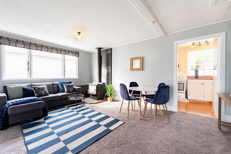 Photo of property in 73 Oxford Street, South Dunedin, Dunedin, 9012