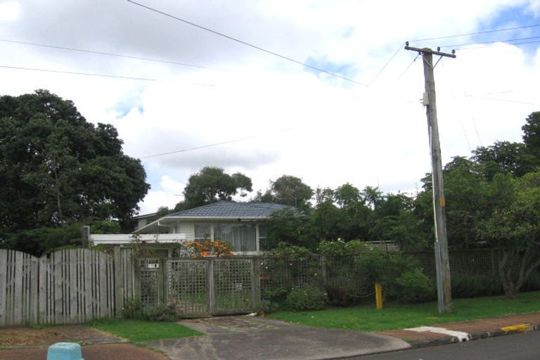 Photo of property in 13a Roslyn Road, Mount Wellington, Auckland, 1060