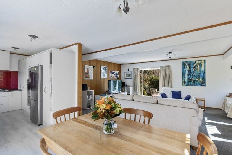 Photo of property in 10 Elder Grove, Whalers Gate, New Plymouth, 4310