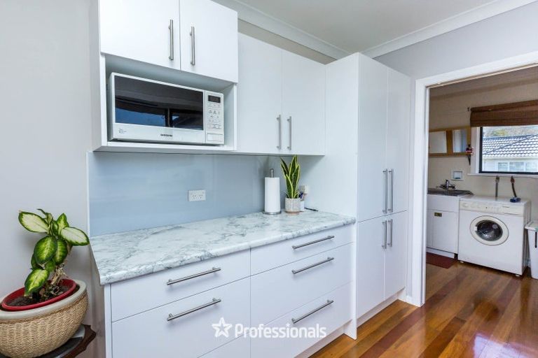 Photo of property in 8 Coates Grove, Silverstream, Upper Hutt, 5019