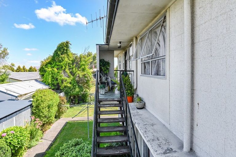 Photo of property in 6/705 Queen Street East, Parkvale, Hastings, 4122