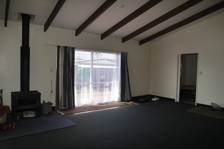 Photo of property in 82 Rata Road, Raumati Beach, Paraparaumu, 5032