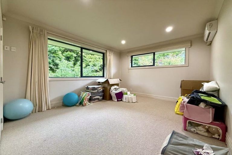 Photo of property in 3 Terry Smyth Drive, Kumeu, 0892