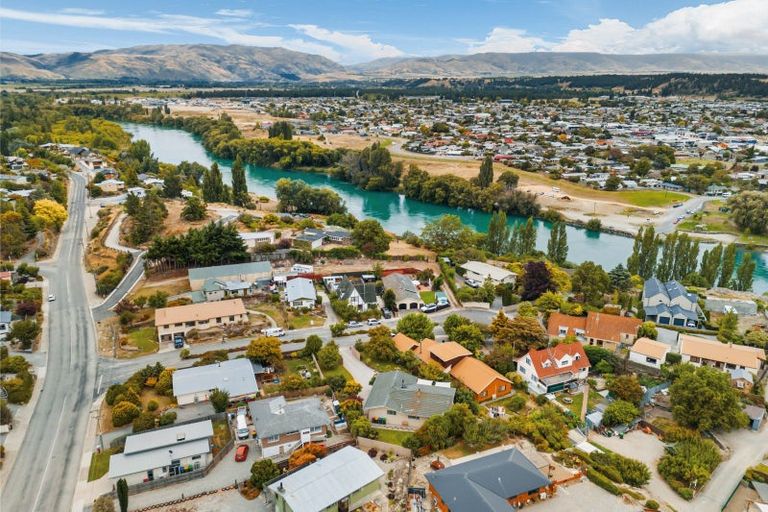 Photo of property in 3 Hart Place, Bridge Hill, Alexandra, 9320