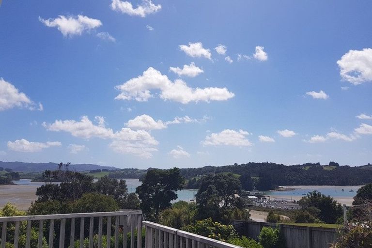 Photo of property in 23 Kanuka Road, Sandspit, Warkworth, 0982