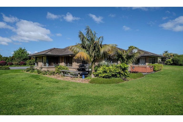 Photo of property in 14b Karaka Drive, Kerikeri, 0230