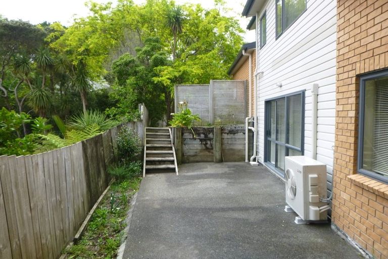 Photo of property in 20f Roseberry Avenue, Birkenhead, Auckland, 0626