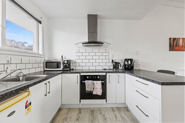 Photo of property in 181 Palmers Road, New Brighton, Christchurch, 8083