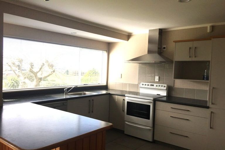 Photo of property in 1134 Welcome Bay Road, Papamoa, Te Puke, 3187