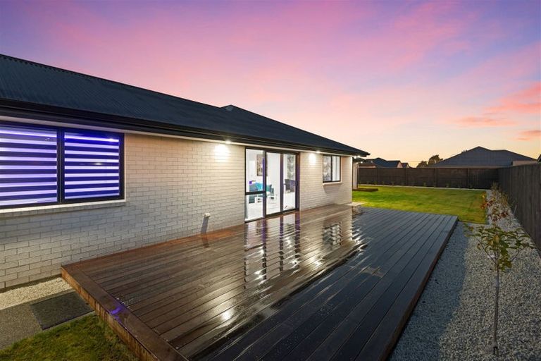 Photo of property in 6 Solitary Lane, Rolleston, 7615