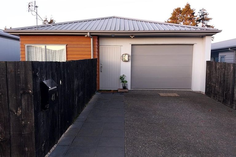 Photo of property in 41 Regiment Road, Papakura, 2110