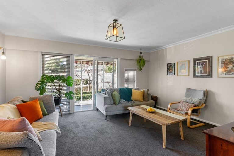 Photo of property in 2/18 Pahau Place, Cracroft, Christchurch, 8025