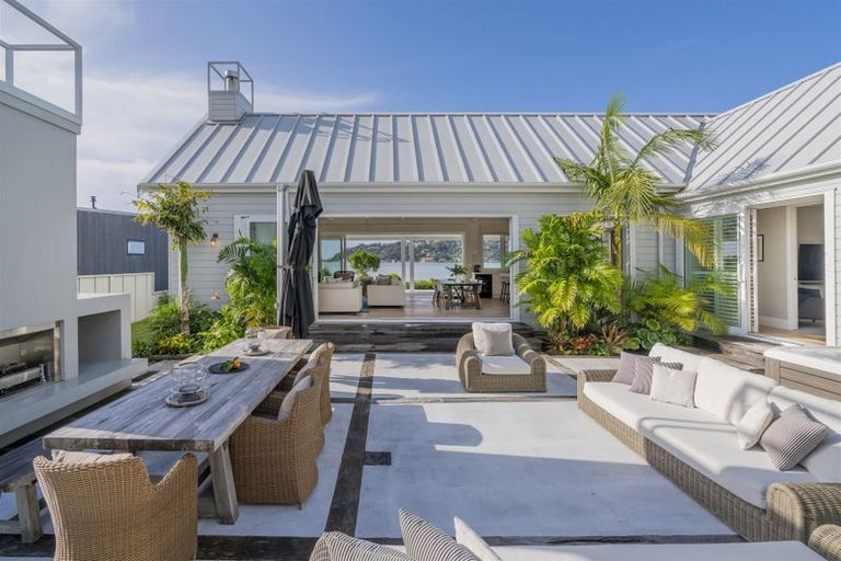 Photo of property in 14 Bay View Terrace, Tairua, 3508