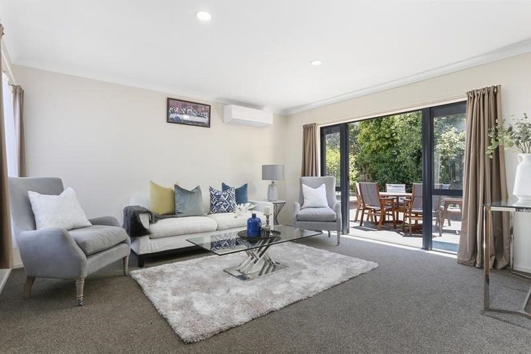 Photo of property in 4f Shaw Road, Oratia, Auckland, 0604
