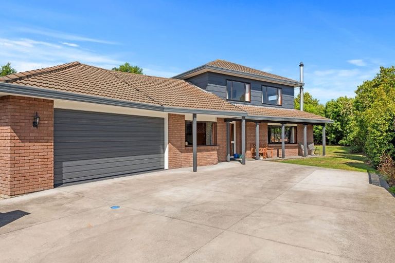 Photo of property in 19 Westfield Avenue, Templeton, Christchurch, 8042