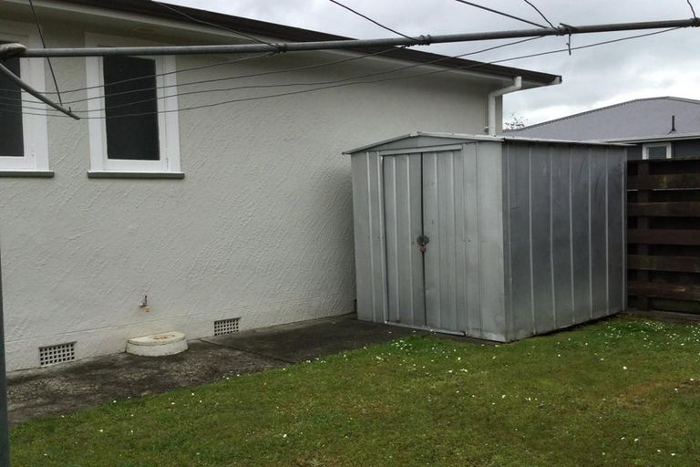 Photo of property in 12 Salisbury Avenue, Terrace End, Palmerston North, 4410