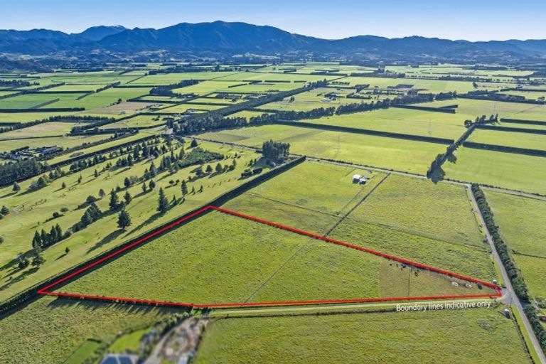 Photo of property in 1841 Thongcaster Road, Burnt Hill, 7495