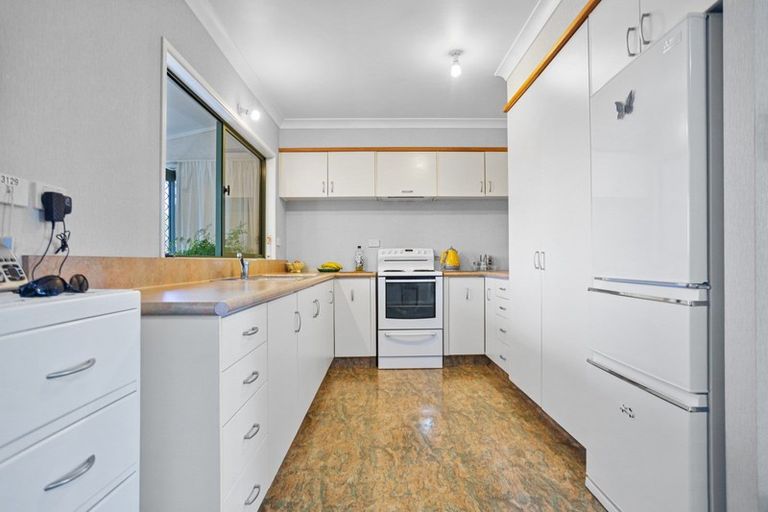 Photo of property in 21b Carisbrooke Street, Katikati, 3129