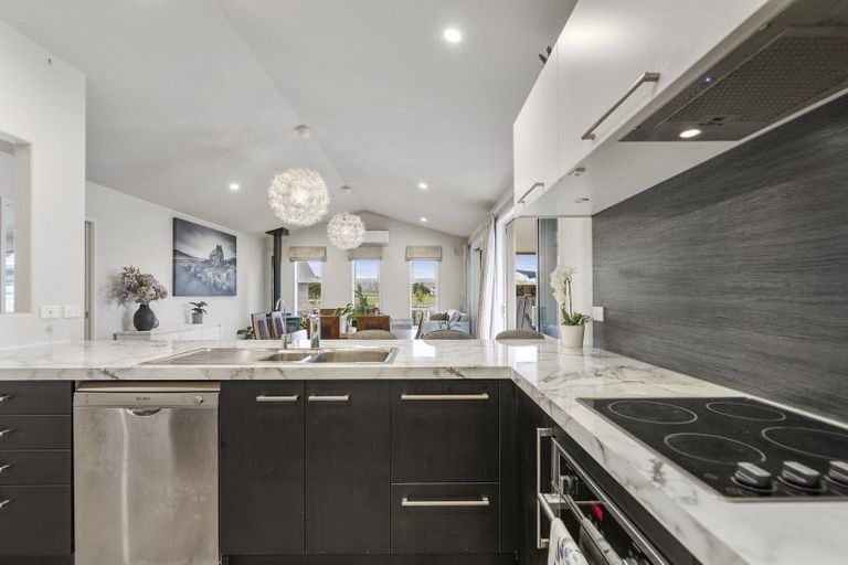 Photo of property in 133 The Boulevard, Papamoa Beach, Papamoa, 3118