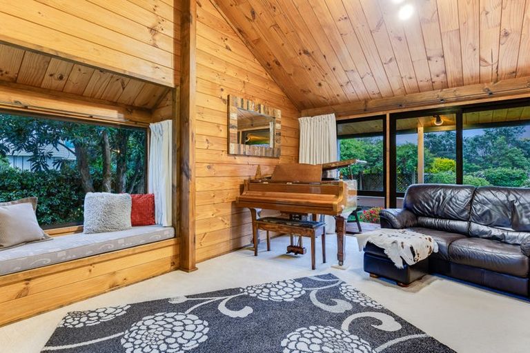 Photo of property in 2 Bosun Terrace, Whitby, Porirua, 5024