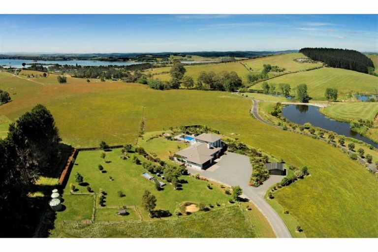 Photo of property in 21 Magnolia Tree Lane, Kerikeri, 0294