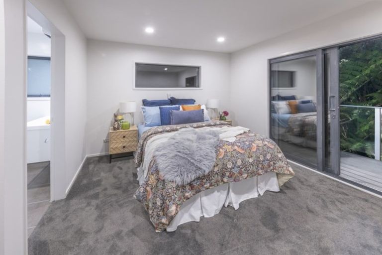 Photo of property in 149 Kelburn Parade, Kelburn, Wellington, 6012