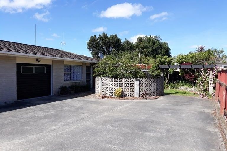 Photo of property in 4/82 Russell Street, Palmerston North, 4414