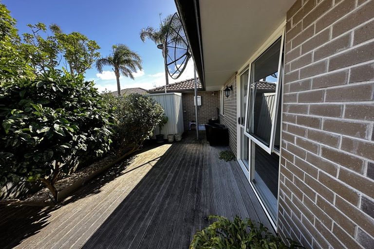 Photo of property in 23 Hindmarsh Street, Henderson, Auckland, 0612