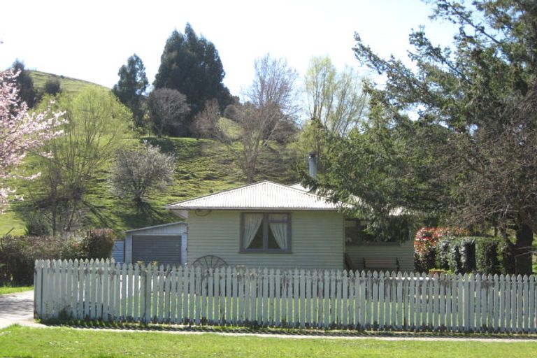 Photo of property in 31 Goldfinch Street, Taihape, 4720
