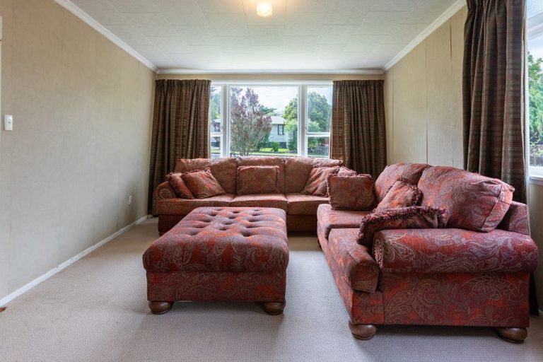 Photo of property in 73 Mclean Street, Woodville, 4920