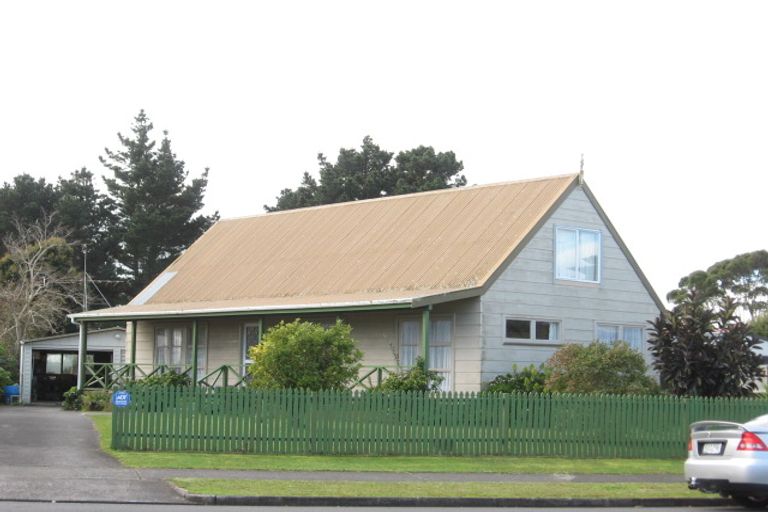 Photo of property in 127 Carnoustie Drive, Wattle Downs, Auckland, 2103