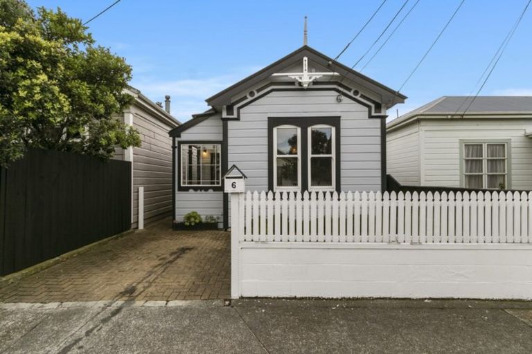 Photo of property in 6 Beach Street, Petone, Lower Hutt, 5012