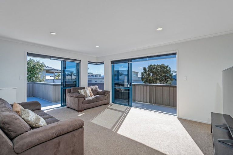 Photo of property in 106 Corokia Place, Matarangi, Whitianga, 3592