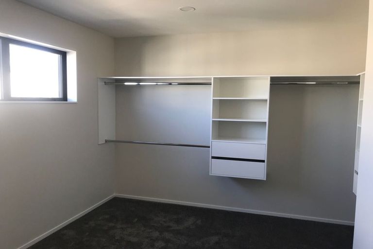 Photo of property in 21c Roseberry Avenue, Birkenhead, Auckland, 0626