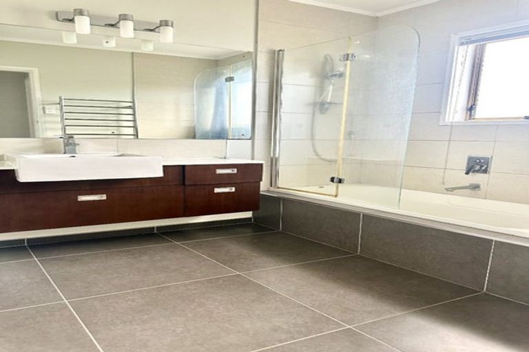 Photo of property in 27 Chequers Avenue, Chartwell, Hamilton, 3210