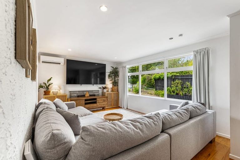 Photo of property in 25 Roseneath Place, Birkdale, Auckland, 0626