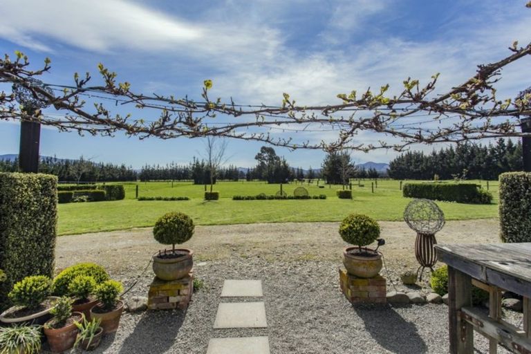 Photo of property in 56 Harpers Road, Loburn, Rangiora, 7472