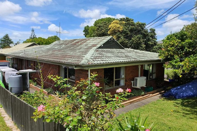 Photo of property in 1/35a Coniston Avenue, Te Atatu South, Auckland, 0610