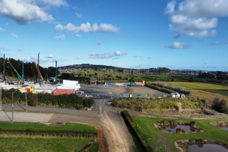 Photo of property in 196 Heights Road, Pukekohe, 2676