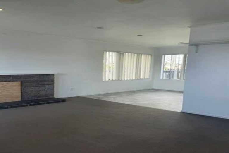 Photo of property in 110 Gloucester Road, Manurewa, Auckland, 2102