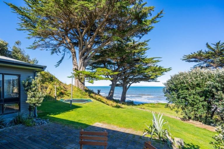 Photo of property in 25 Tainui Street, Raumati Beach, Paraparaumu, 5032