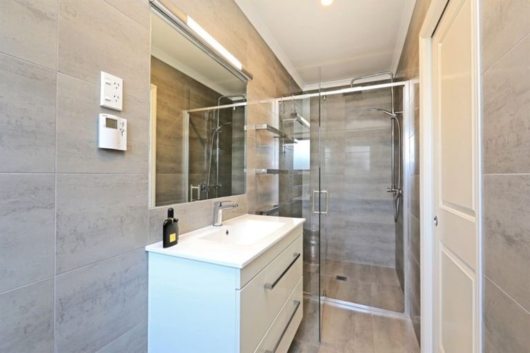 Photo of property in 48a Te Aute Road, Havelock North, 4130