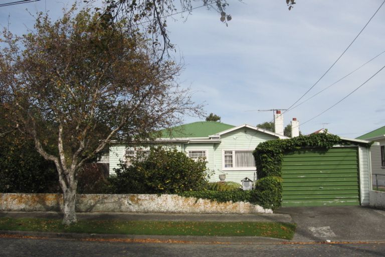 Photo of property in 10 Pinny Avenue, Epuni, Lower Hutt, 5011