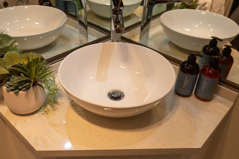 Photo of property in 20 Caulfield Place, Awapuni, Palmerston North, 4412