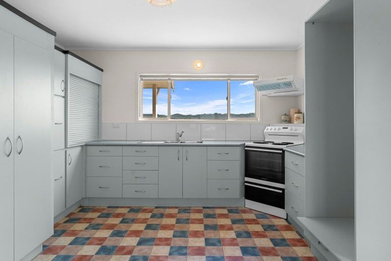 Photo of property in 347 Campbell Road, Parua Bay, Onerahi, 0192